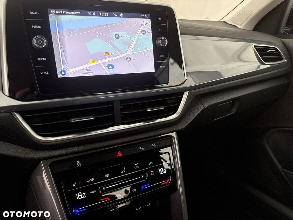 Volkswagen T-Roc - 25