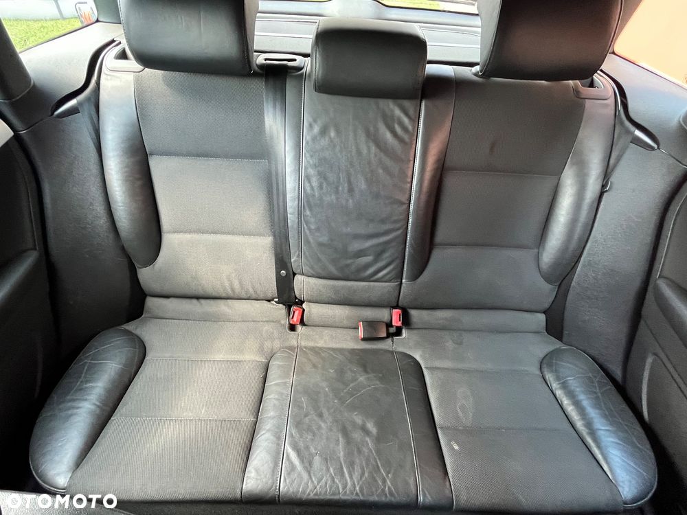 Audi A3 Sportback 2.0 TDI DPF Ambiente - 25