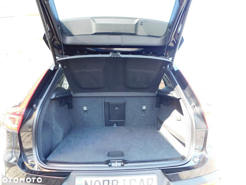 Volvo XC 40 D3 Momentum Pro - 28