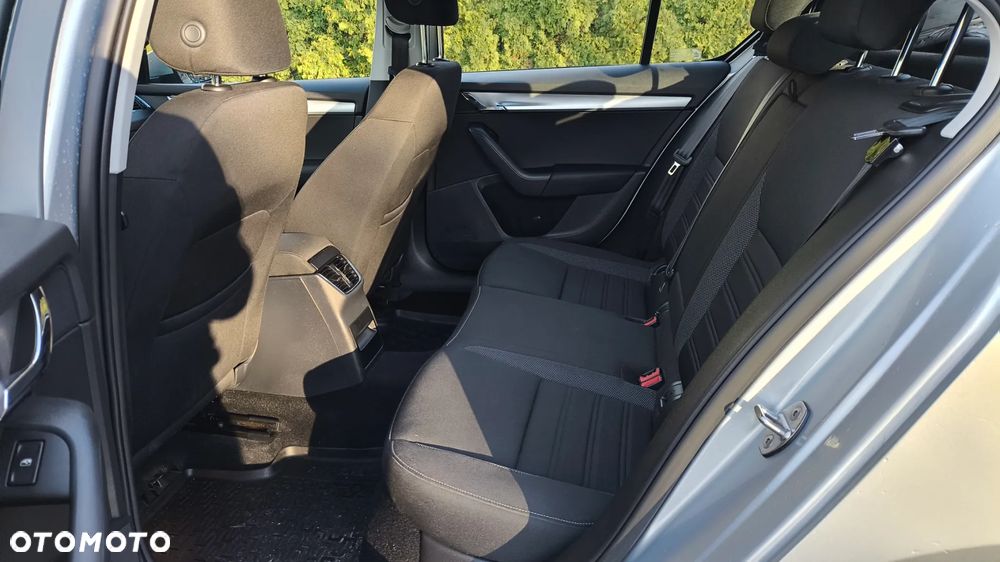 Skoda Octavia 1.4 TSI Ambition - 15