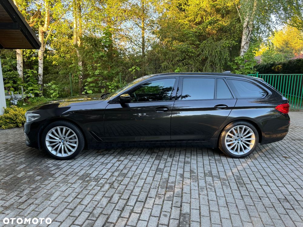 BMW Seria 5 520d xDrive Luxury Line sport - 16