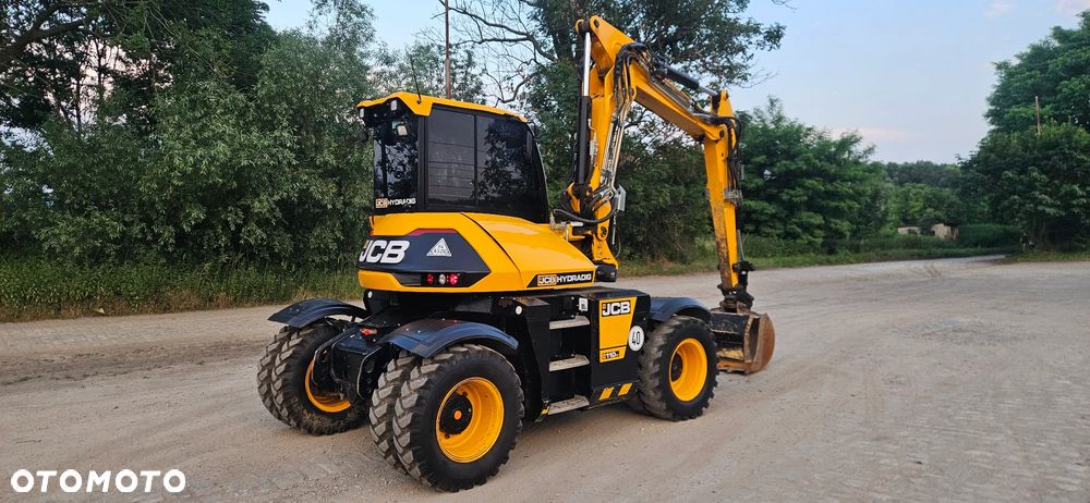 JCB HYDRADIG - 4