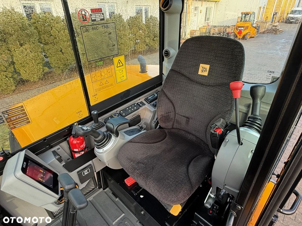 JCB 86C-2 - 8