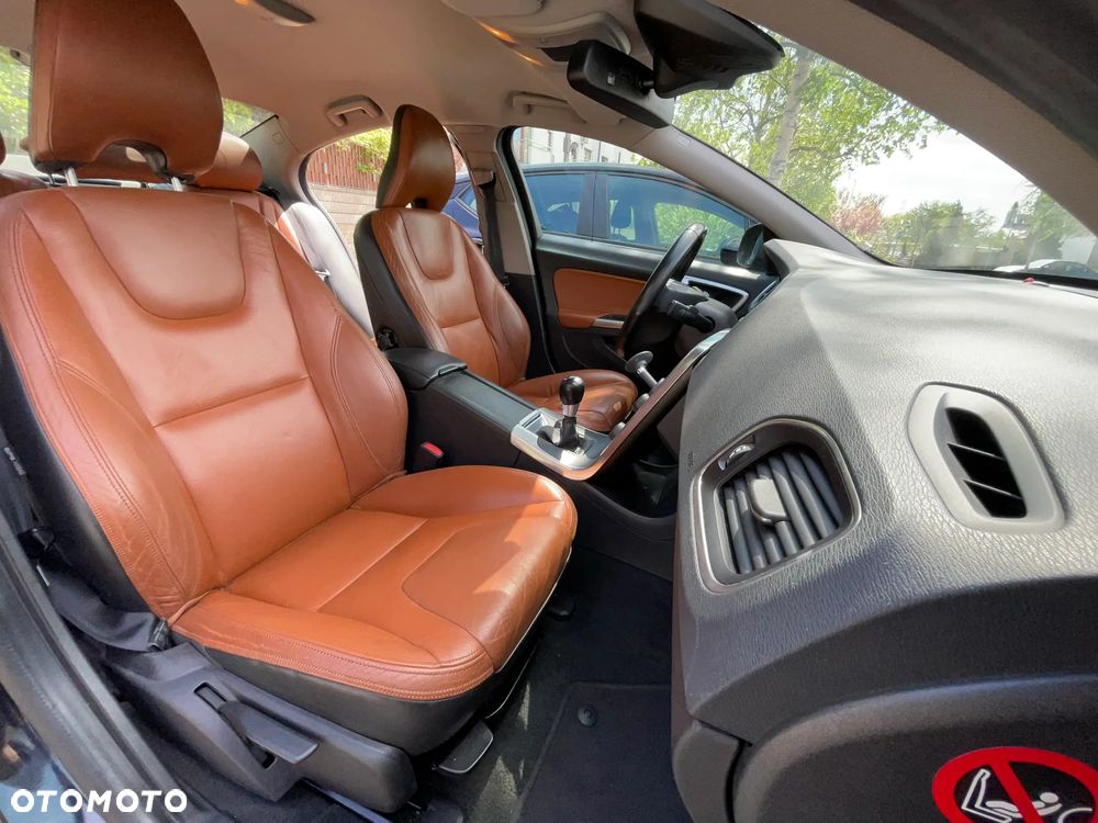 Volvo S60 - 10