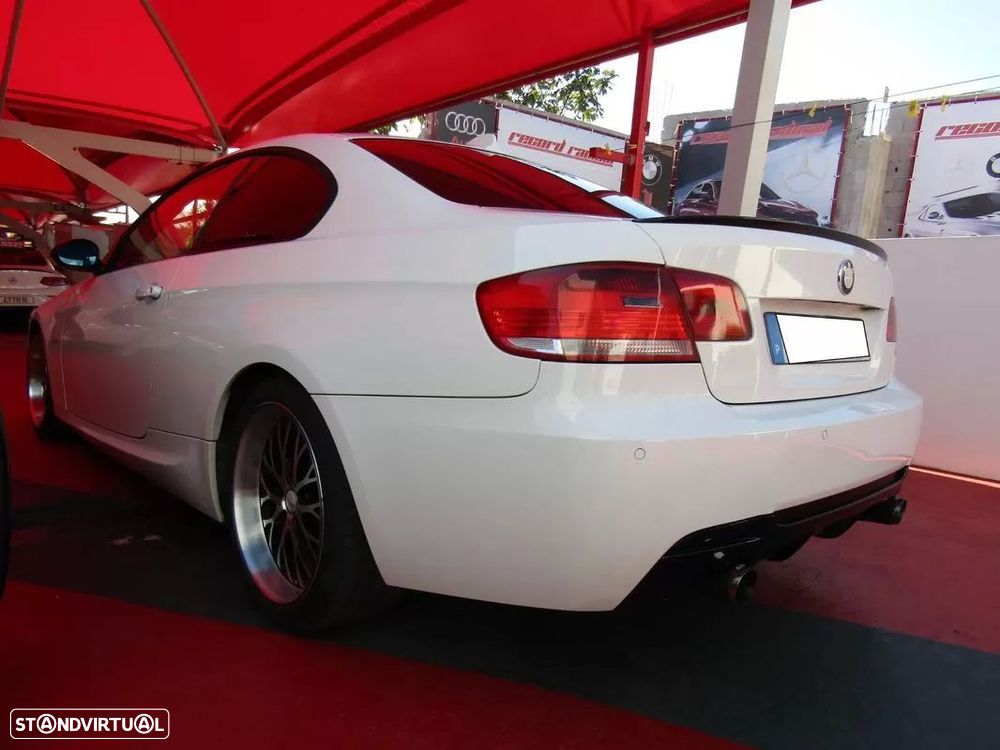 BMW 320 d Sport - 19