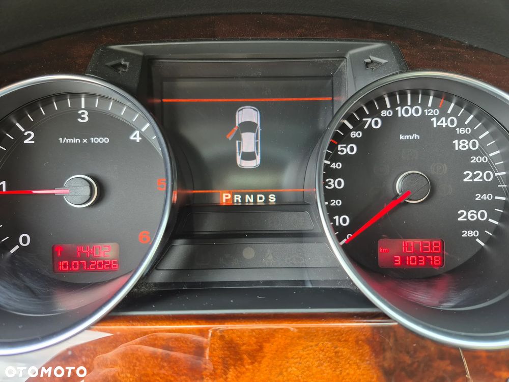 Audi A8 3.0 TDI DPF quattro - 9
