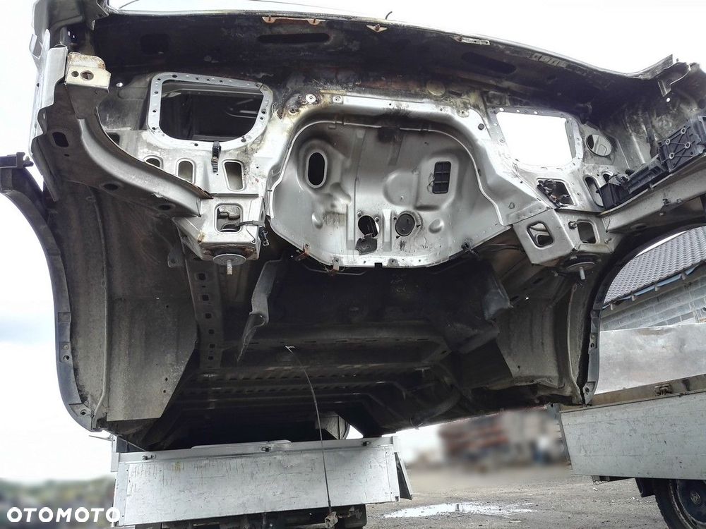 ćwiartka słupek fartuch błotnika iveco daily 06+ - 5