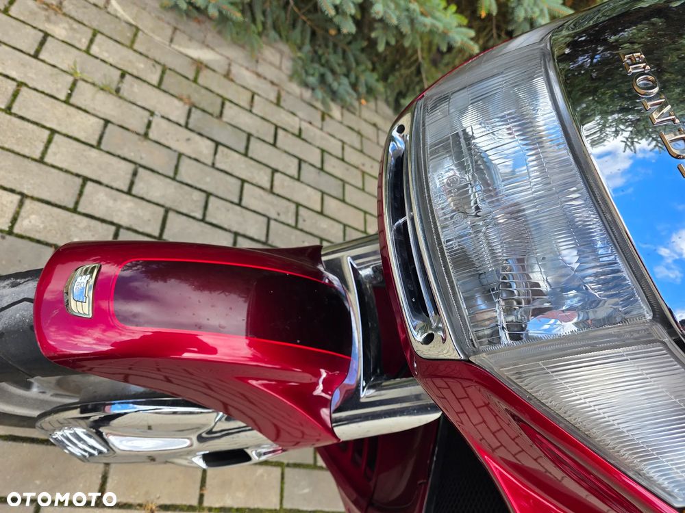 Honda GL - 22