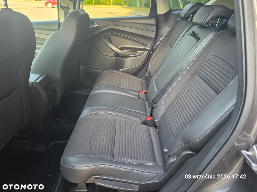 Ford Kuga 1.5 EcoBoost FWD Titanium ASS MMT6 - 6