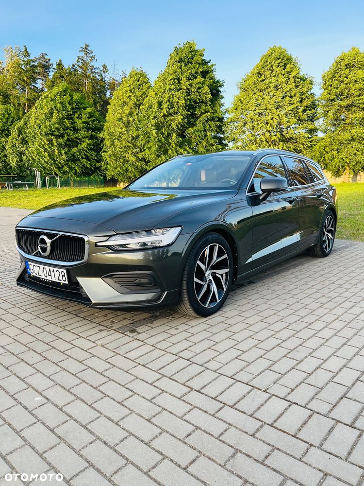 Volvo V60 D3 Momentum Pro - 1