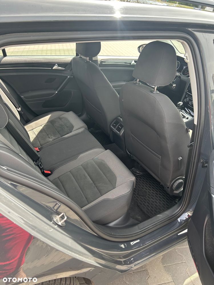 Volkswagen Golf 1.6 TDI BMT Highline - 18