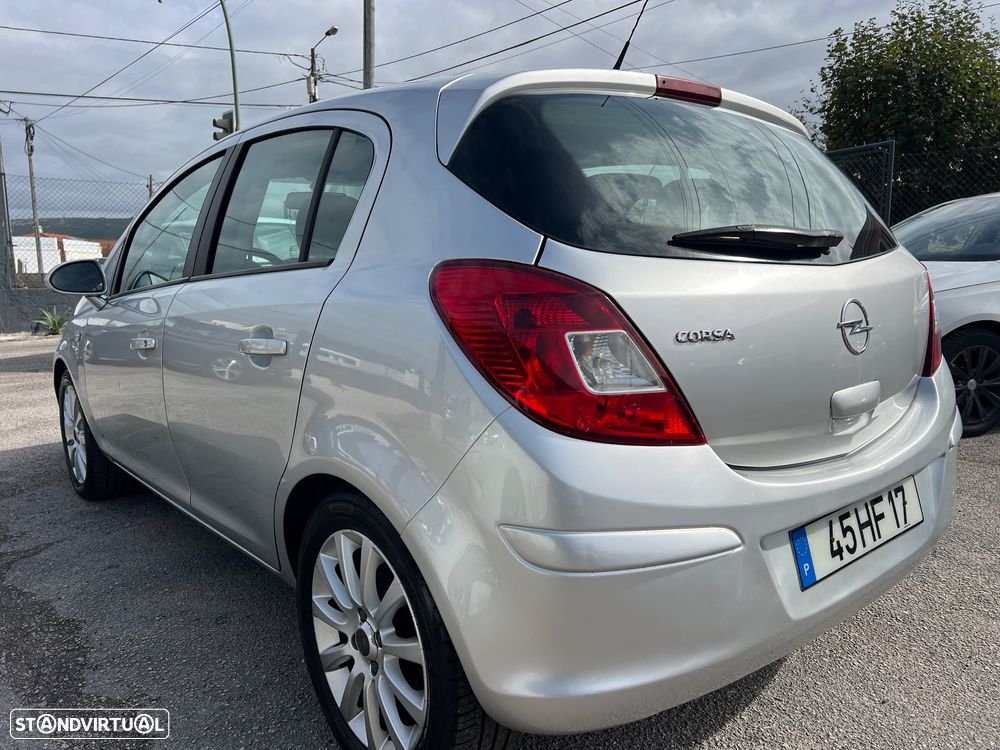 Opel Corsa 1.2 Cosmo 111 - 18