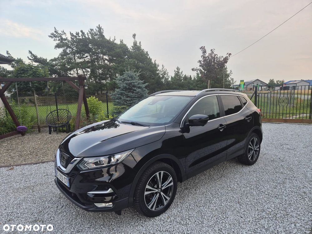 Nissan Qashqai - 2