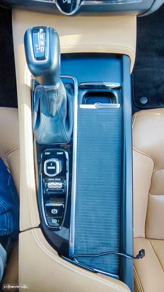 Volvo V90 D4 Geartronic Inscription - 25