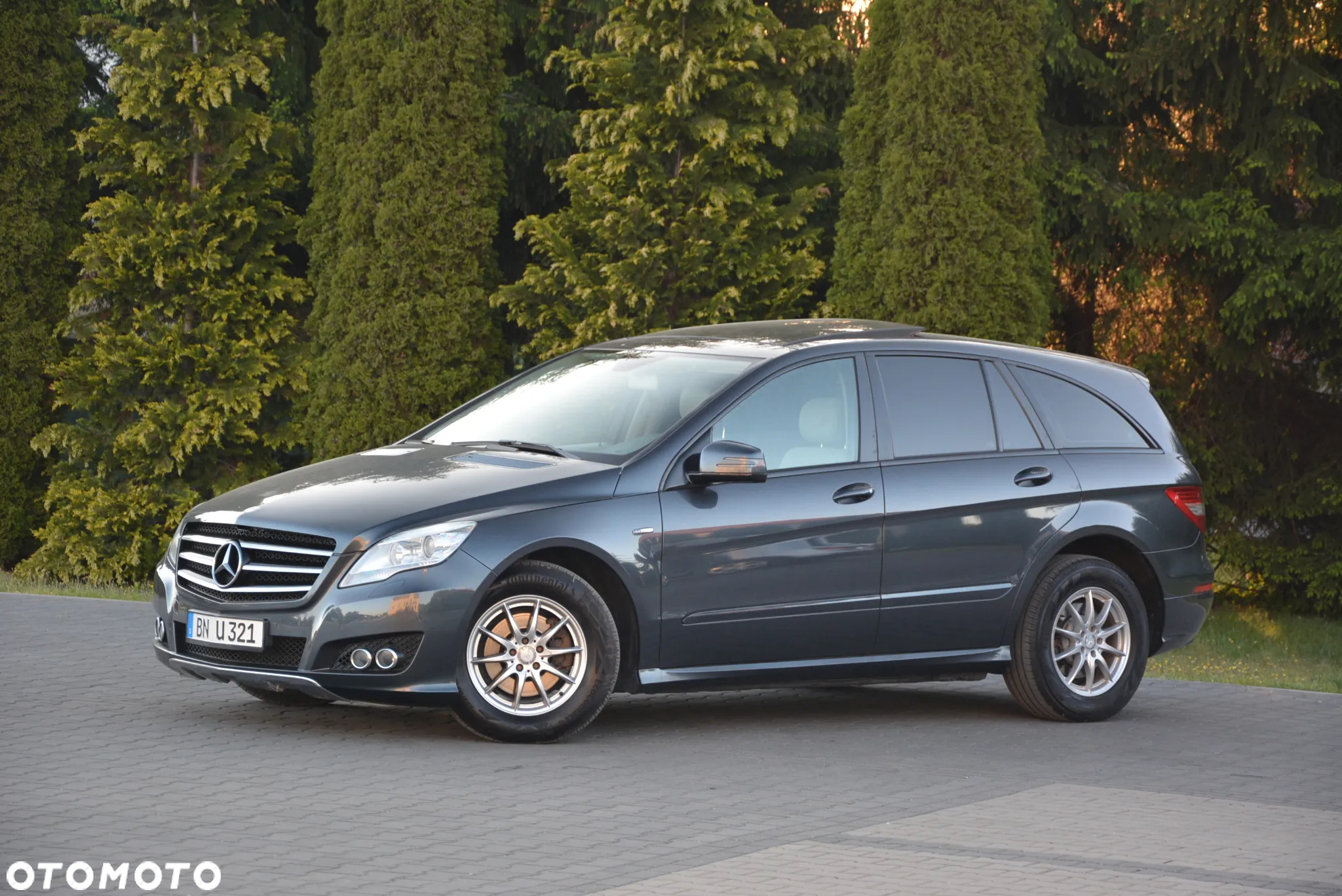 Mercedes-Benz Klasa R 300 CDI DPF BlueEFFICIENCY 7G-TRONIC - 4
