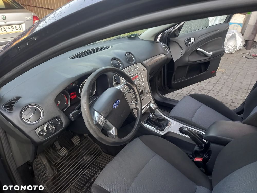 Ford Mondeo - 5