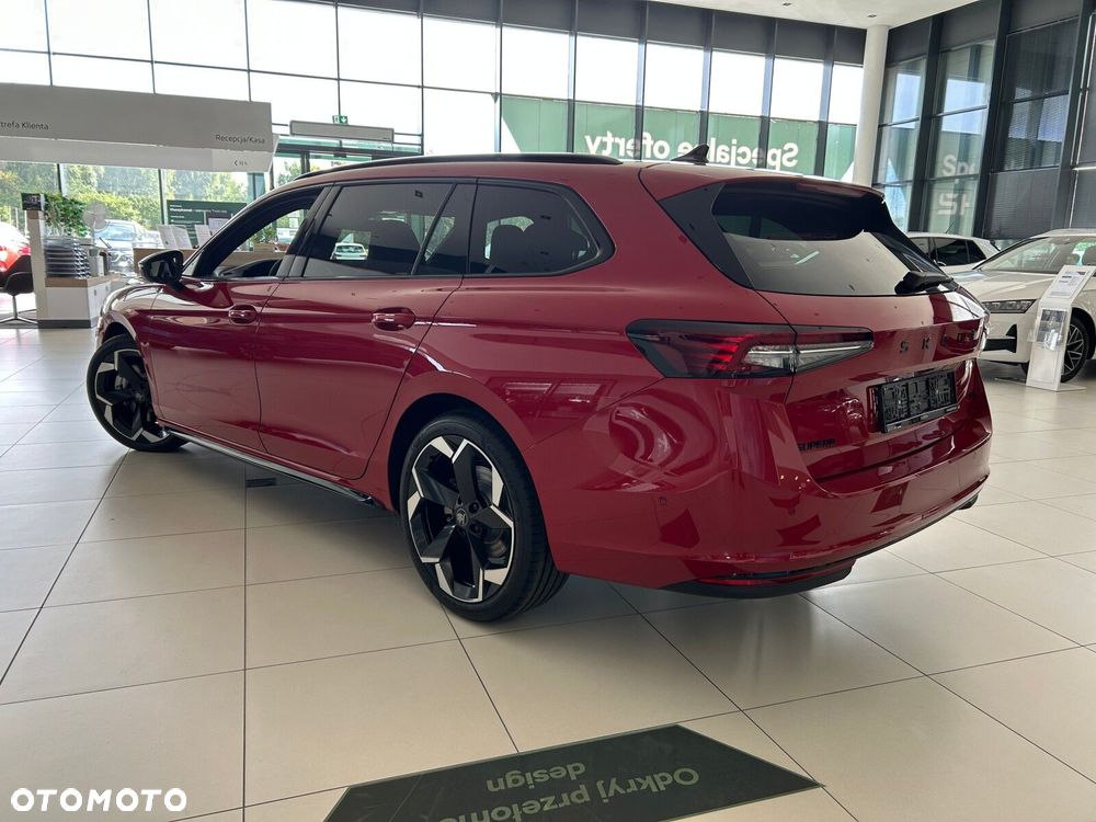 Skoda Superb 2.0 TDI SCR 4x4 Sportline DSG - 5