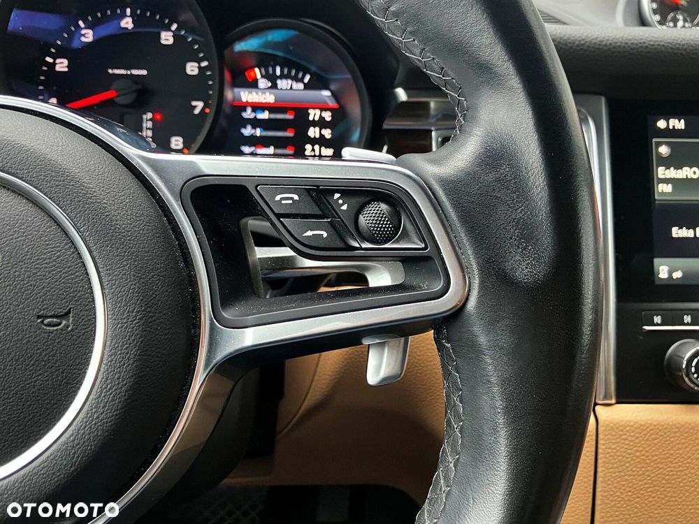 Porsche Macan - 20