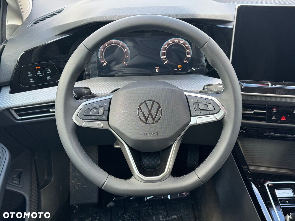 Volkswagen Golf - 16