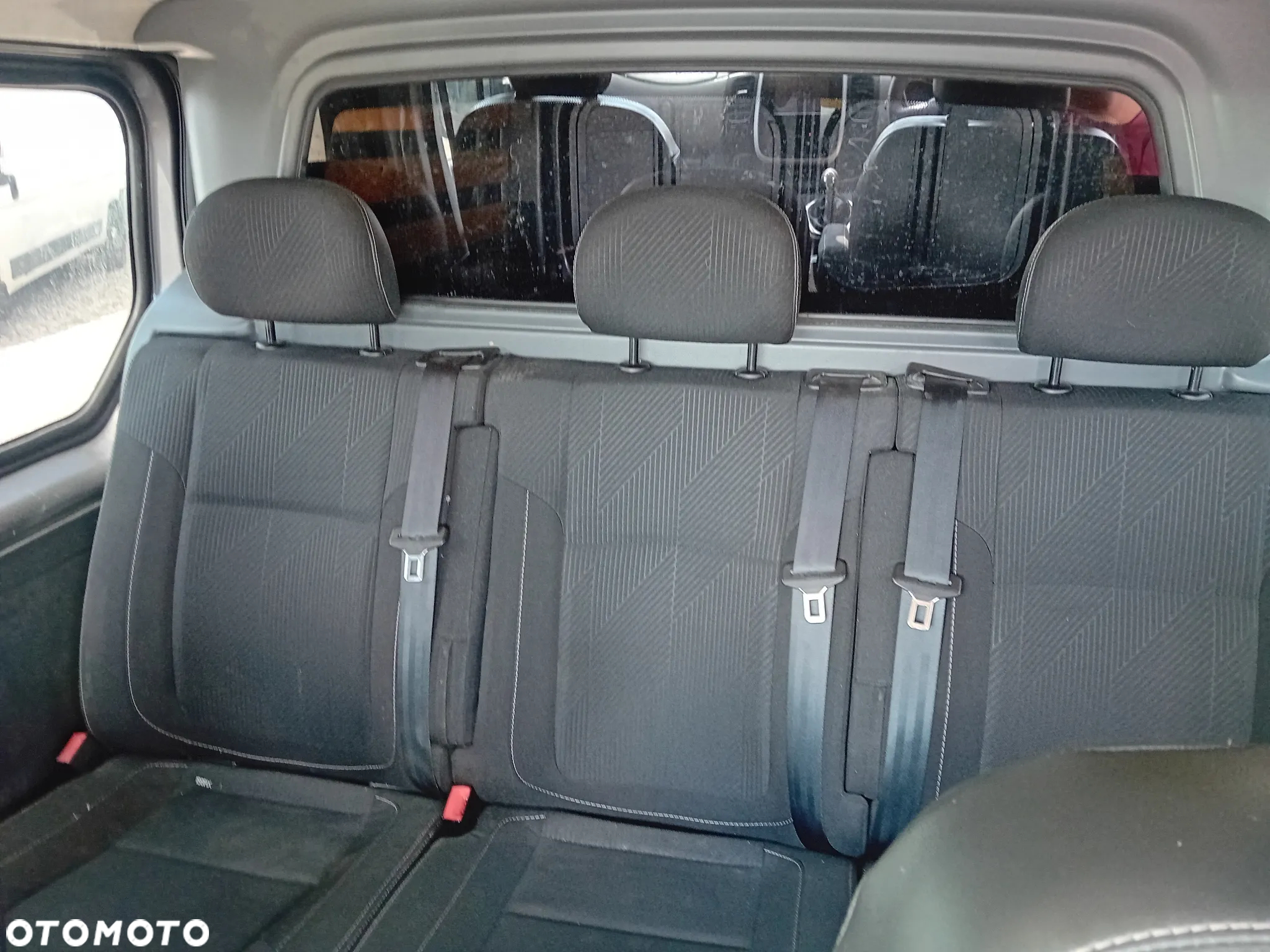 Nissan NV300 - 22
