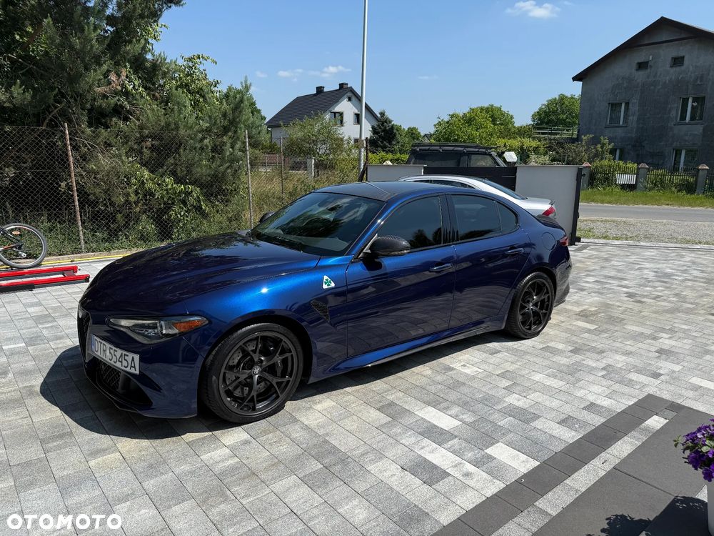 Alfa Romeo Giulia 2.9 V6 Bi-Turbo AT8 Quadrifoglio - 4
