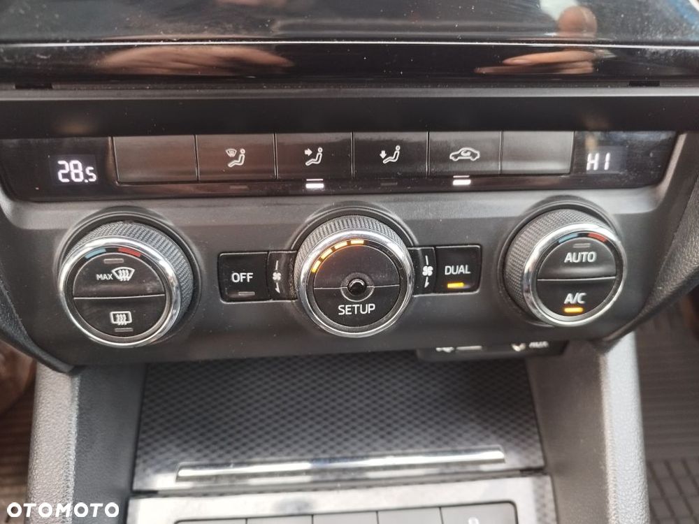 Skoda Octavia 2.0 TDI RS - 20