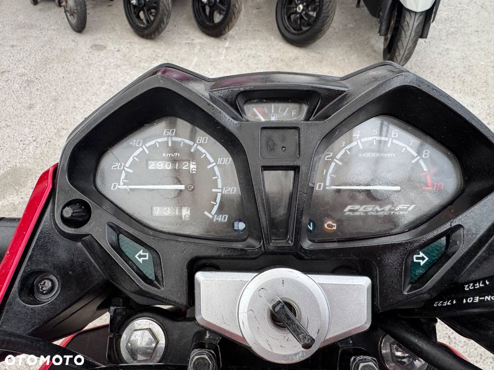 Honda CB - 11