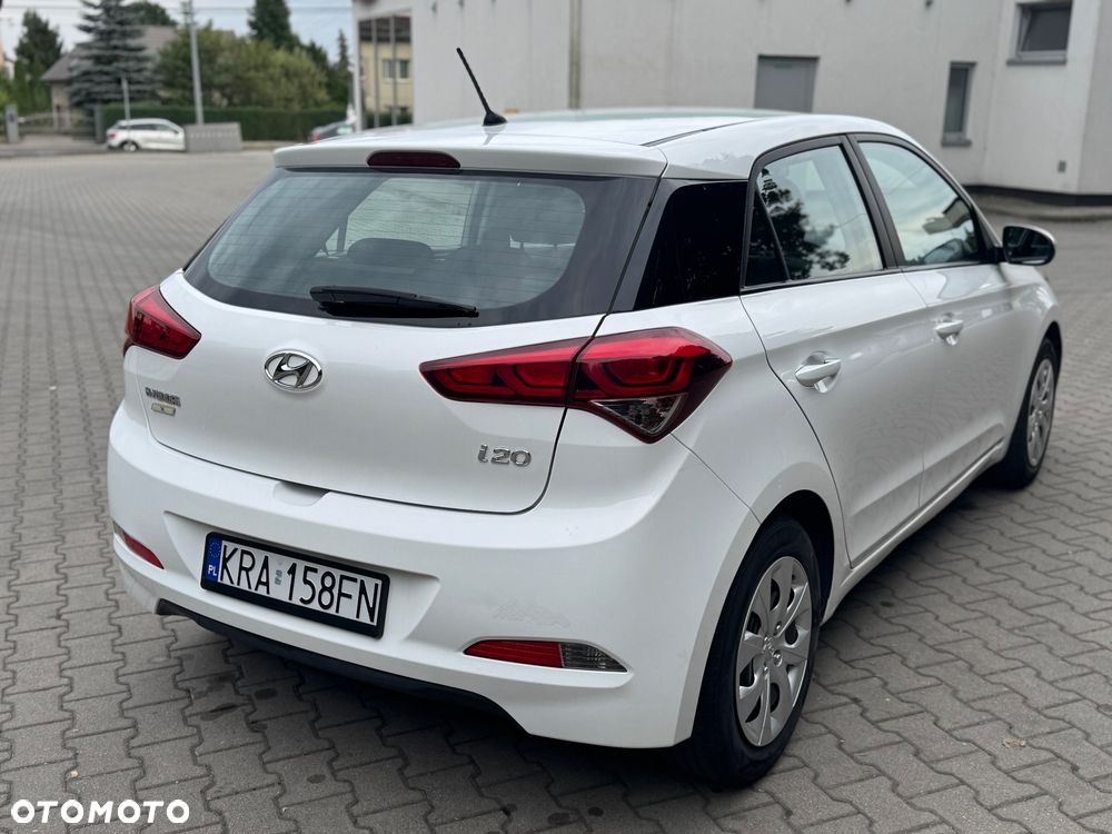 Hyundai I20 2016 photo 4