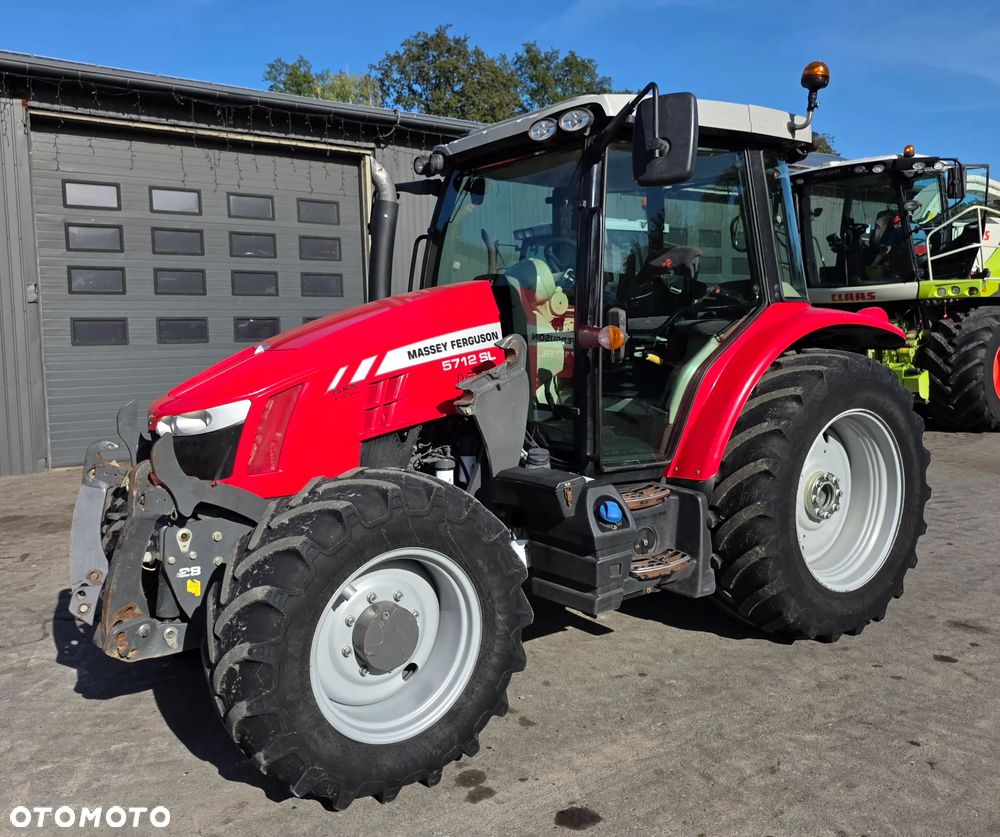 Massey Ferguson 5712 SL DYNA 4 - 26