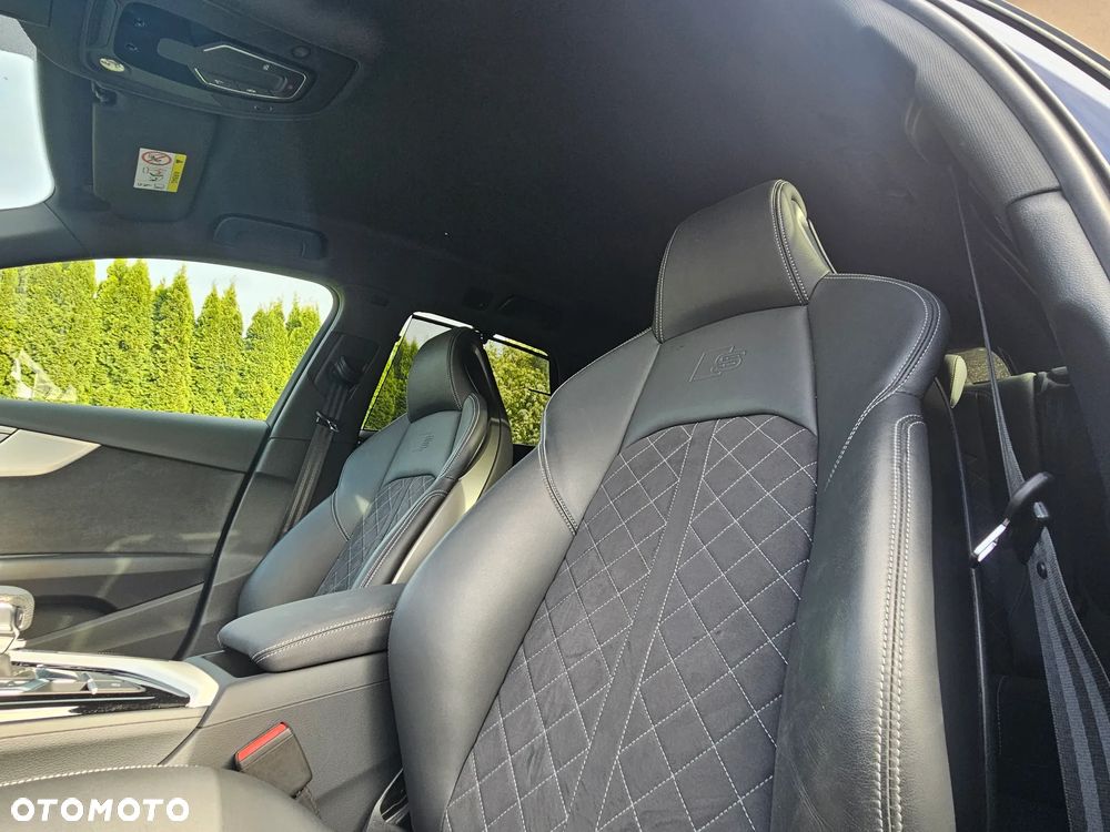 Audi A4 Avant - 32