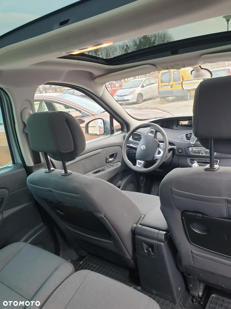 Renault Scenic 1.6 dCi Energy Privilege S&S - 17