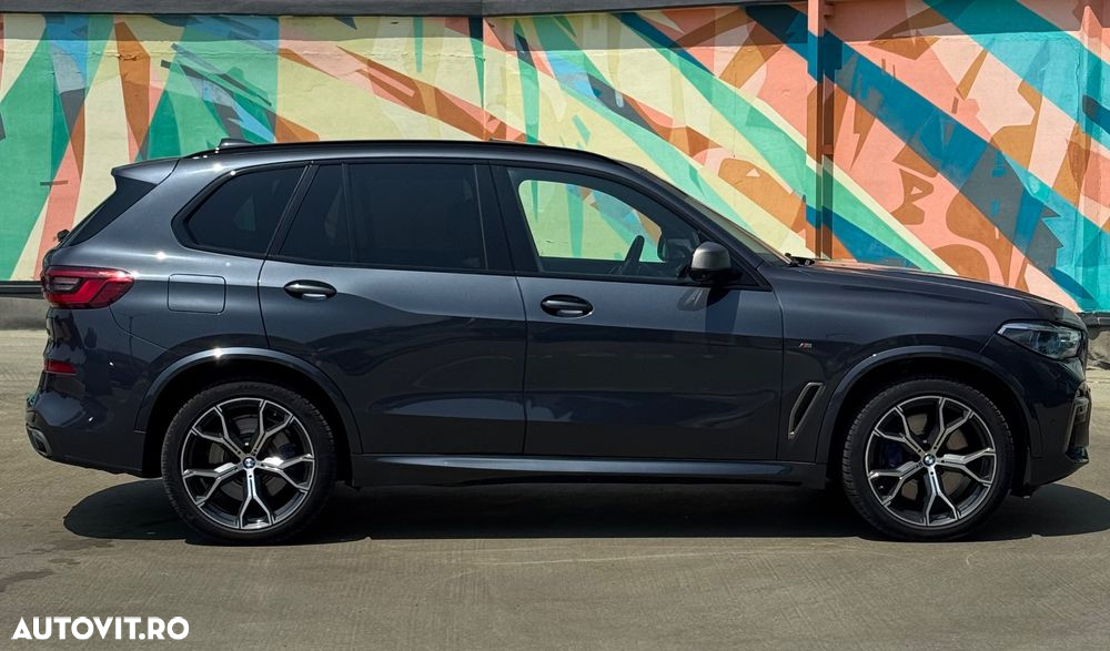 BMW X5 M M50i - 8