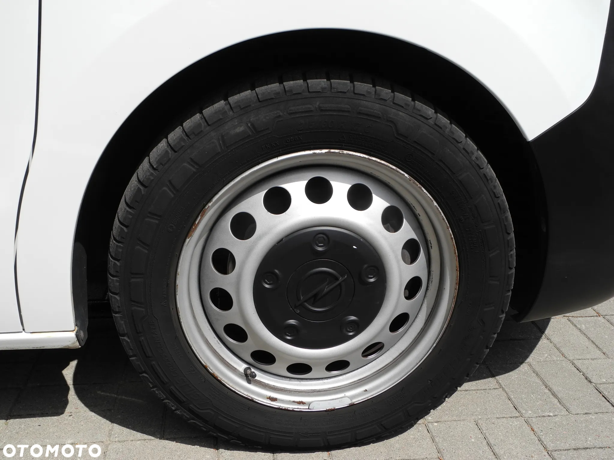 Opel Vivaro - 14