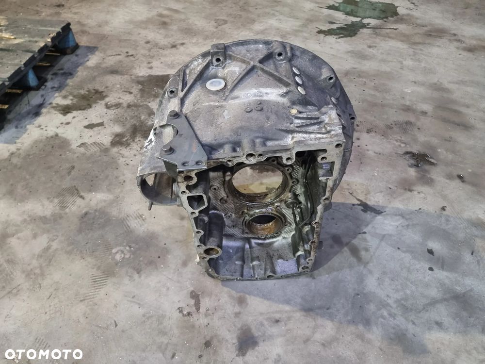 OBUDOWA SPRZĘGŁA SKRZYNI BIEGÓW ZF 1316401063 MAN RENAULT - 2