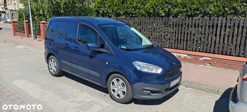 Ford Transit Courier - 1