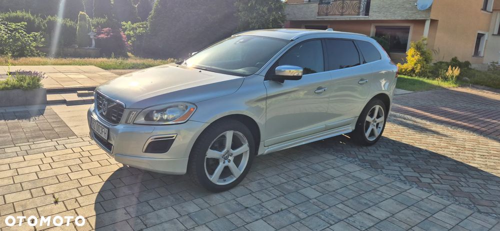 Volvo XC 60 T6 AWD Drive-E R-Design Momentum - 3
