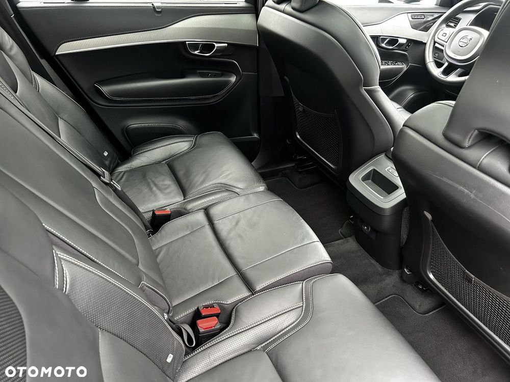 Volvo XC 90 - 16