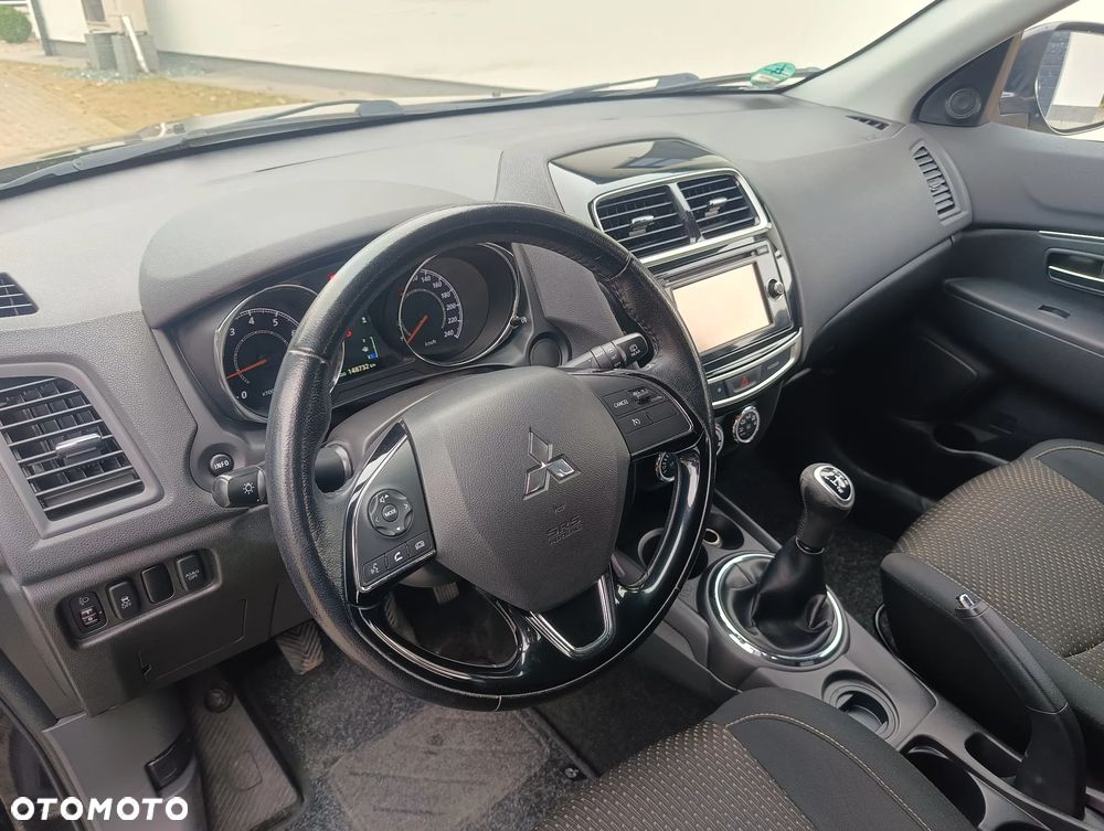 Mitsubishi ASX 1.6 Instyle NAVI AS&G - 10