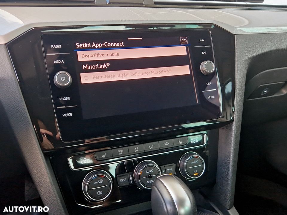 Volkswagen Passat - 23