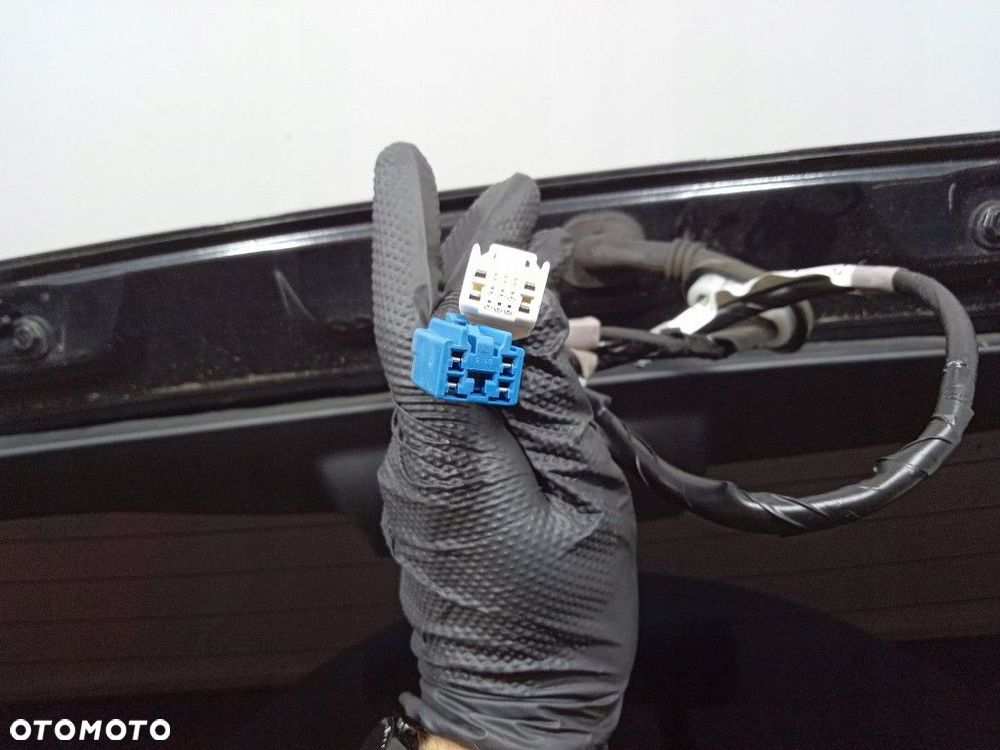 TOYOTA AURIS I E15 06- KLAPA BAGAŻNIKA TYŁ TYLNA 209 - 10