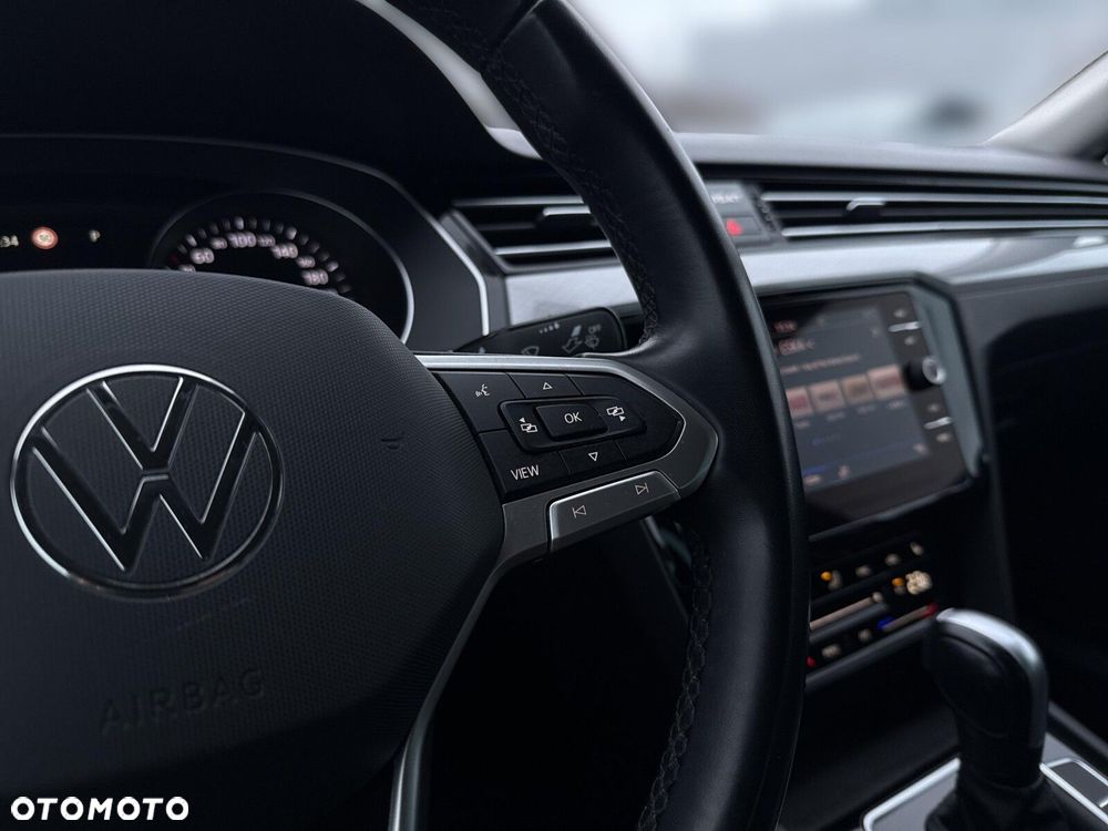 Volkswagen Passat 2.0 TSI Business DSG - 16