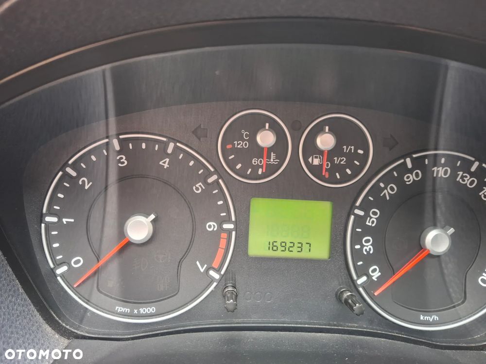 Ford Fiesta - 15
