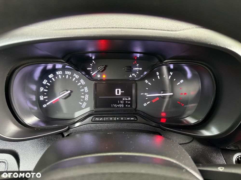 Toyota PROACE CITY - 17