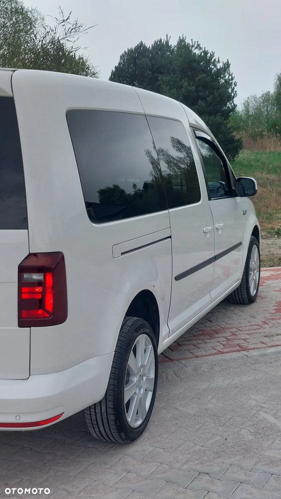 Volkswagen Caddy Maxi 2.0 TDI Trendline - 25