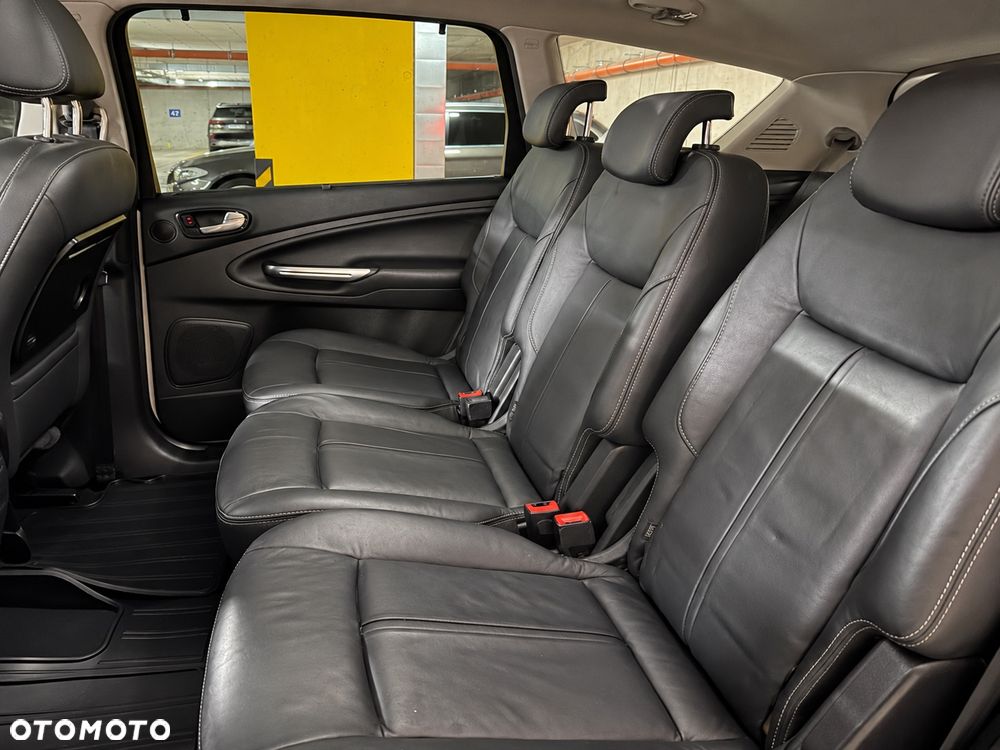 Ford S-Max 2.0 TDCi DPF Titanium X - 17