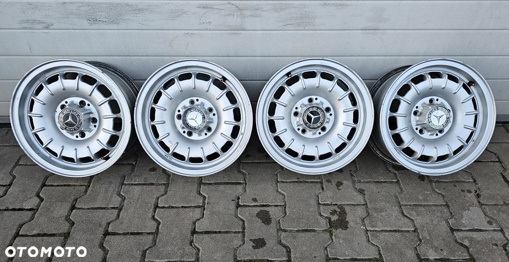 Mercedes-Benz E-Klasa W108 W115 W116 W123 W126 / KBA40410 1084000902 Barock / 6Jx14 ET30 5x112 - 3
