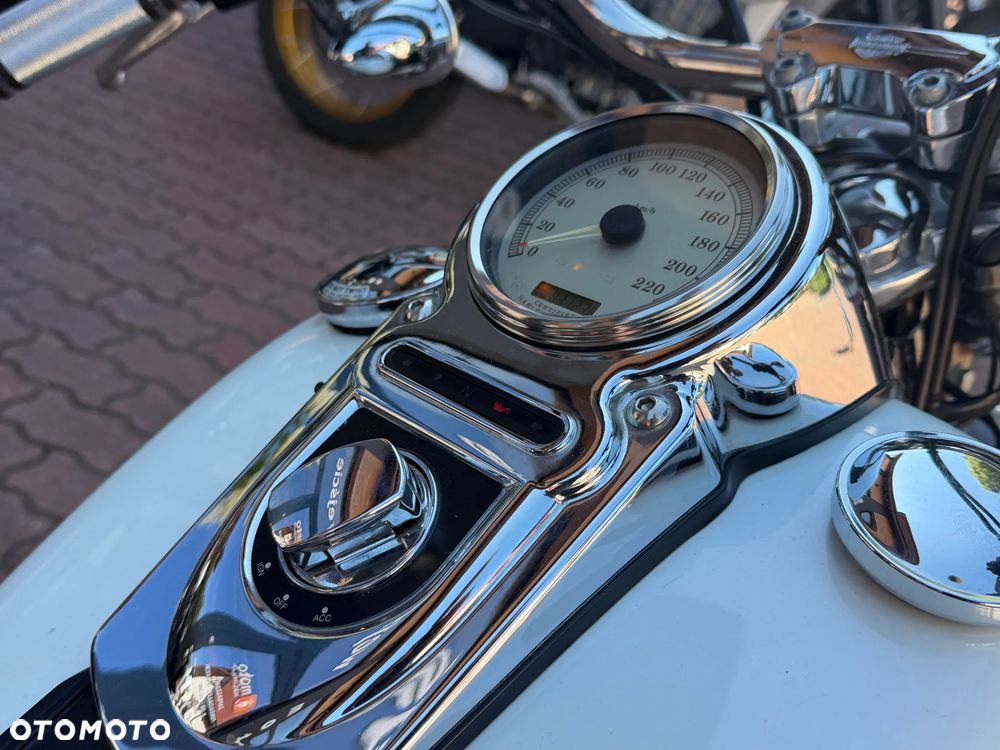 Harley-Davidson Dyna - 9