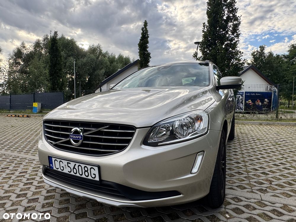 Volvo XC 60 D3 Geartronic Momentum - 12