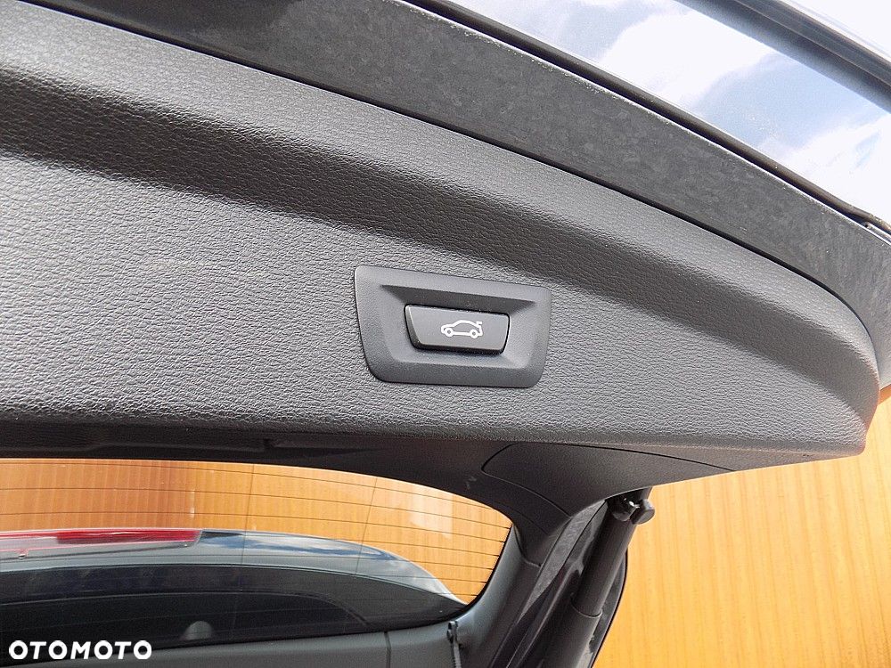 BMW X2 sDrive18d M Mesh sport - 21