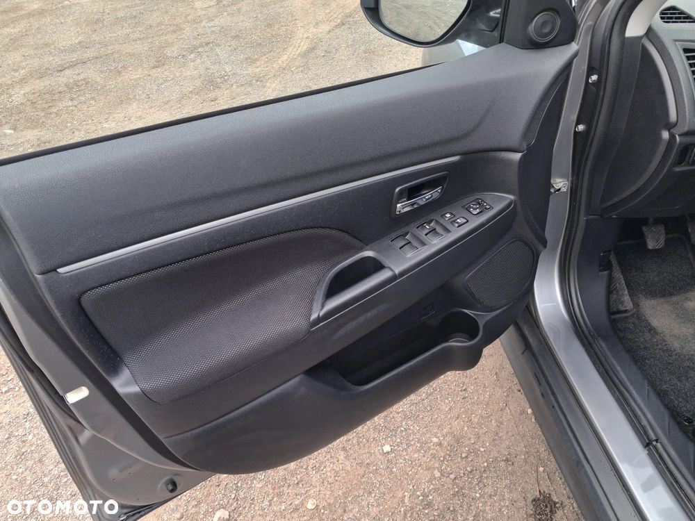 Mitsubishi ASX 1.6 2WD Comfort Edition - 11